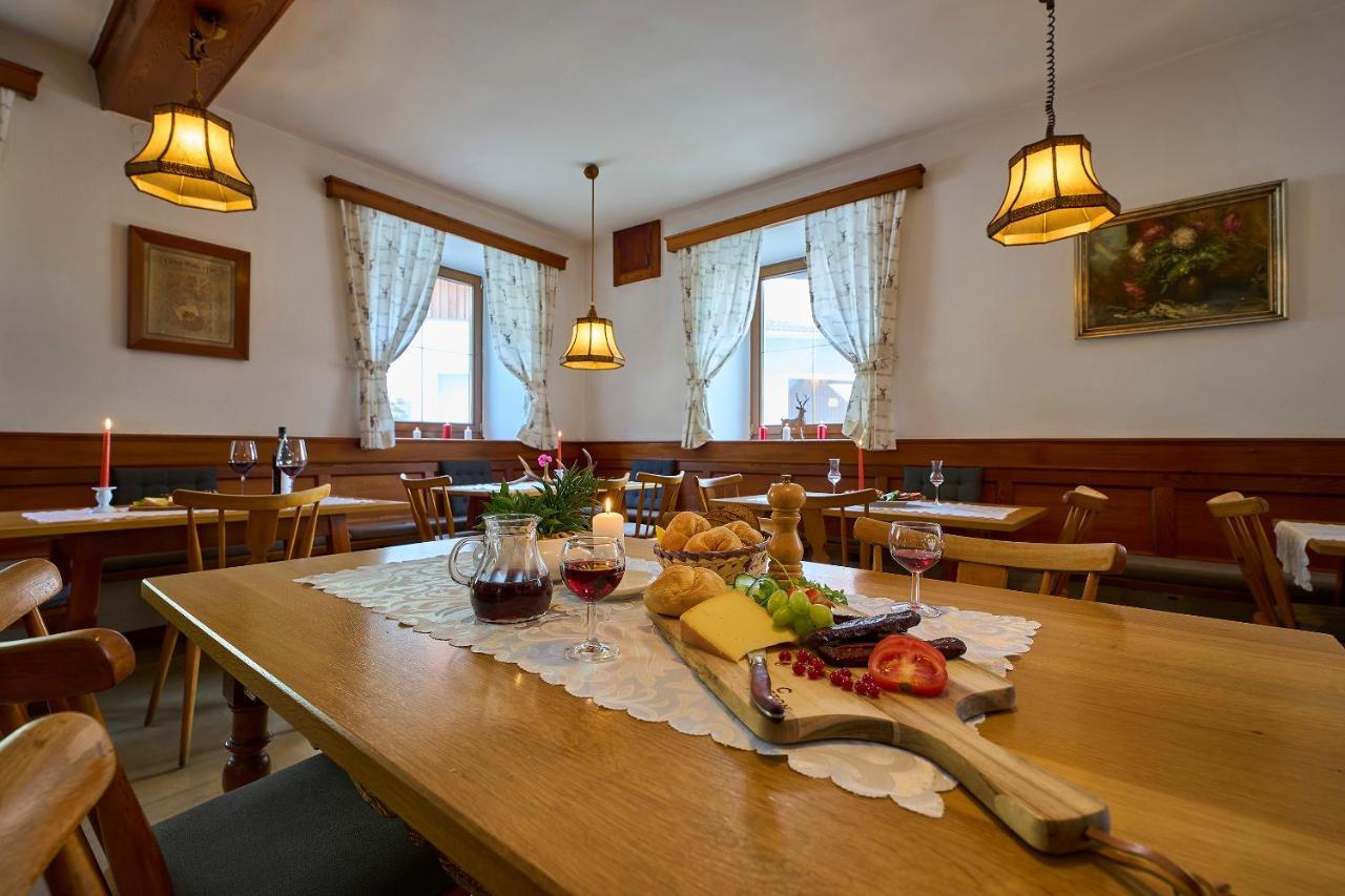 Gasthof Lamm Sankt Jodok am Brenner Eksteriør billede